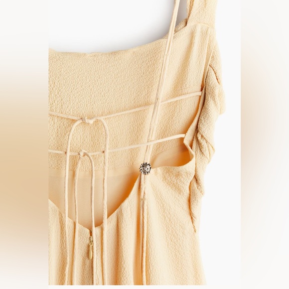 H&M Studio collection twist-detail crinkled dress - Picture 5 of 6